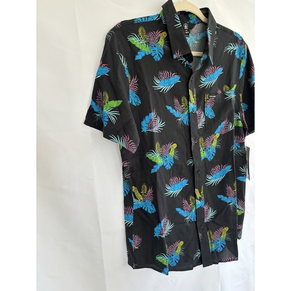 Volcom Shirt Mens Medium- Black W. Blue Feather Leaves Short Sleeve Button Up - Picture 2 of 8